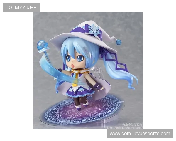 足球球星粘土手办创意展示与独特魅力解析